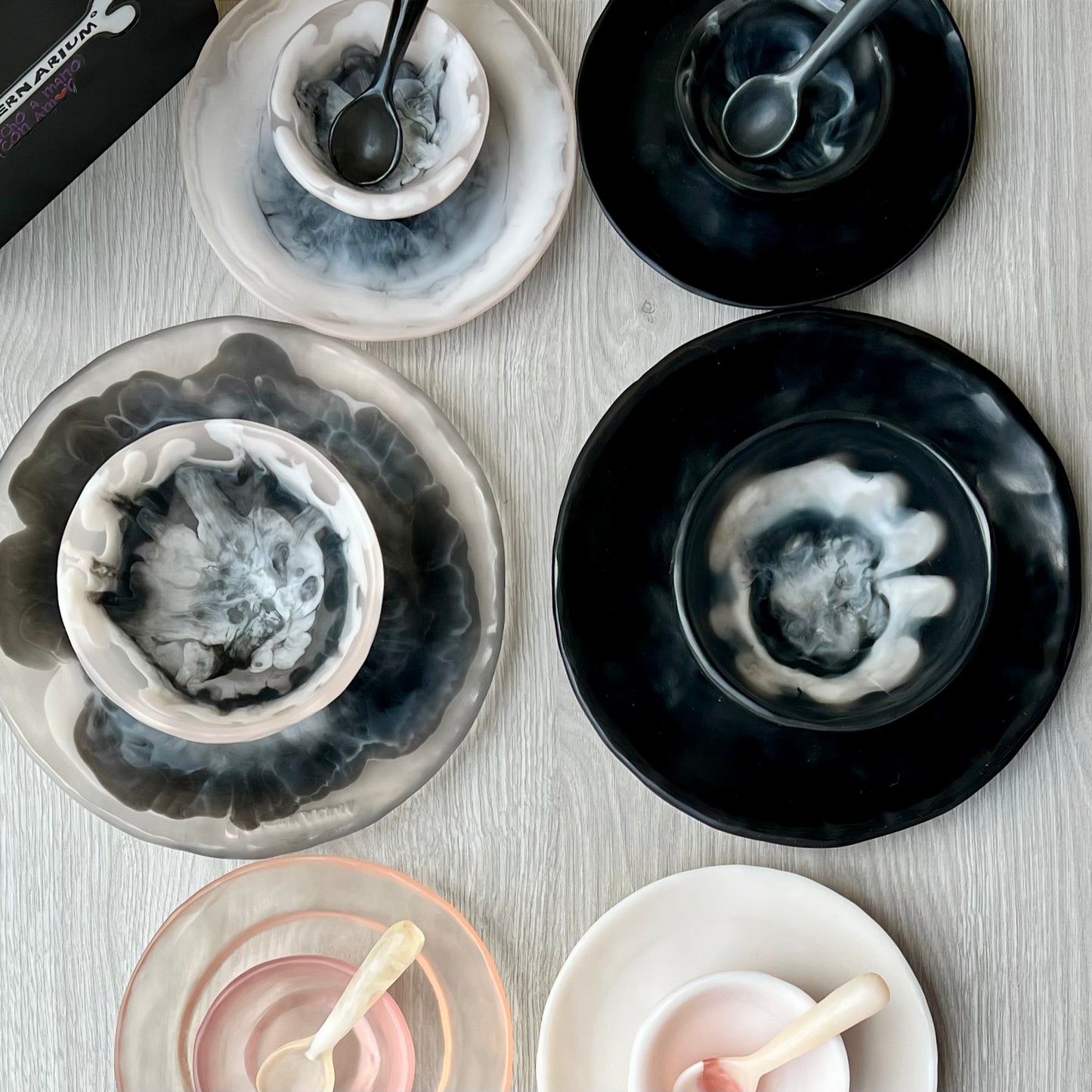 1 Puesto 🍽 VAJILLA BLACK & WHITE x 5 Piezas