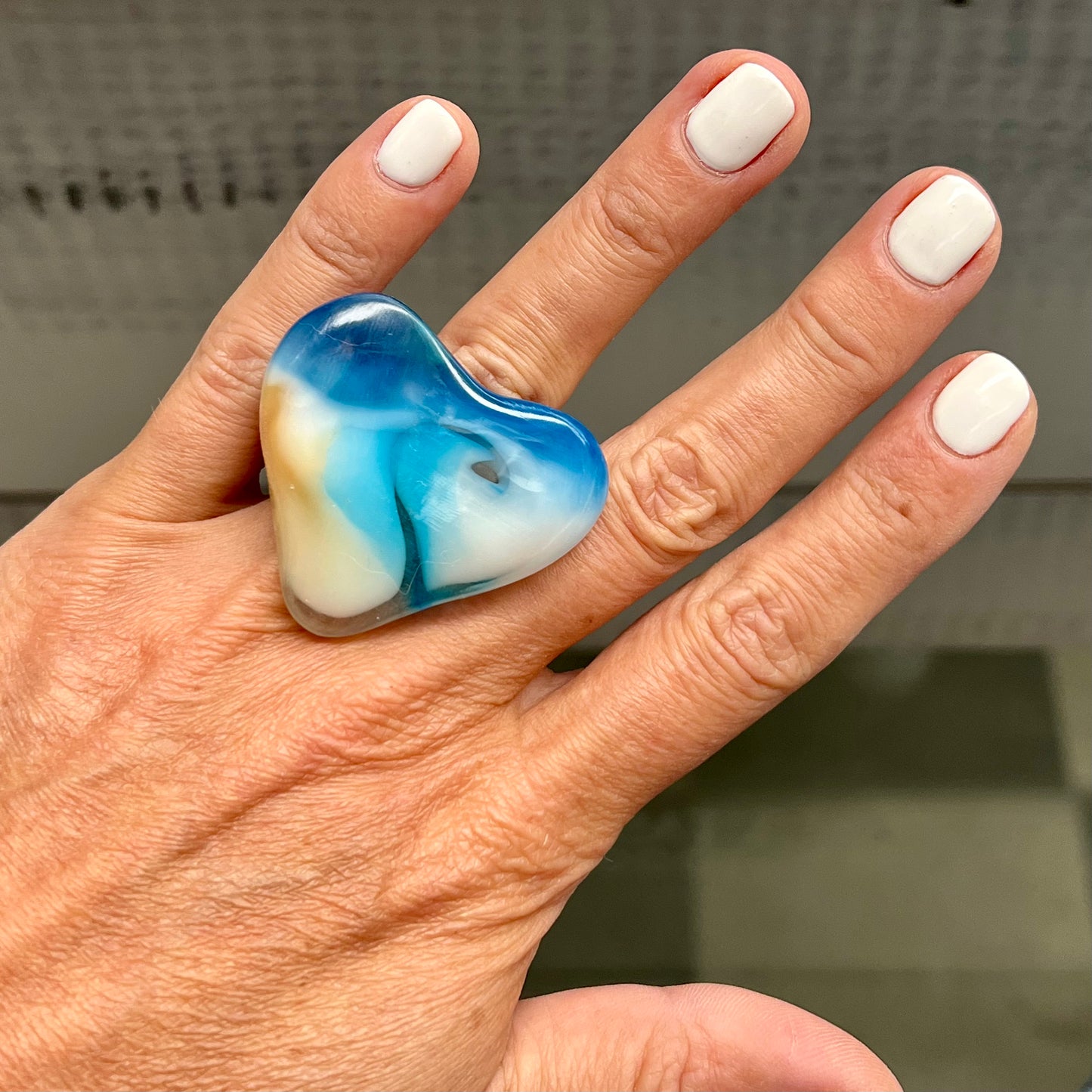 1 ANILLO Corazón ♥️ en Resina Especial