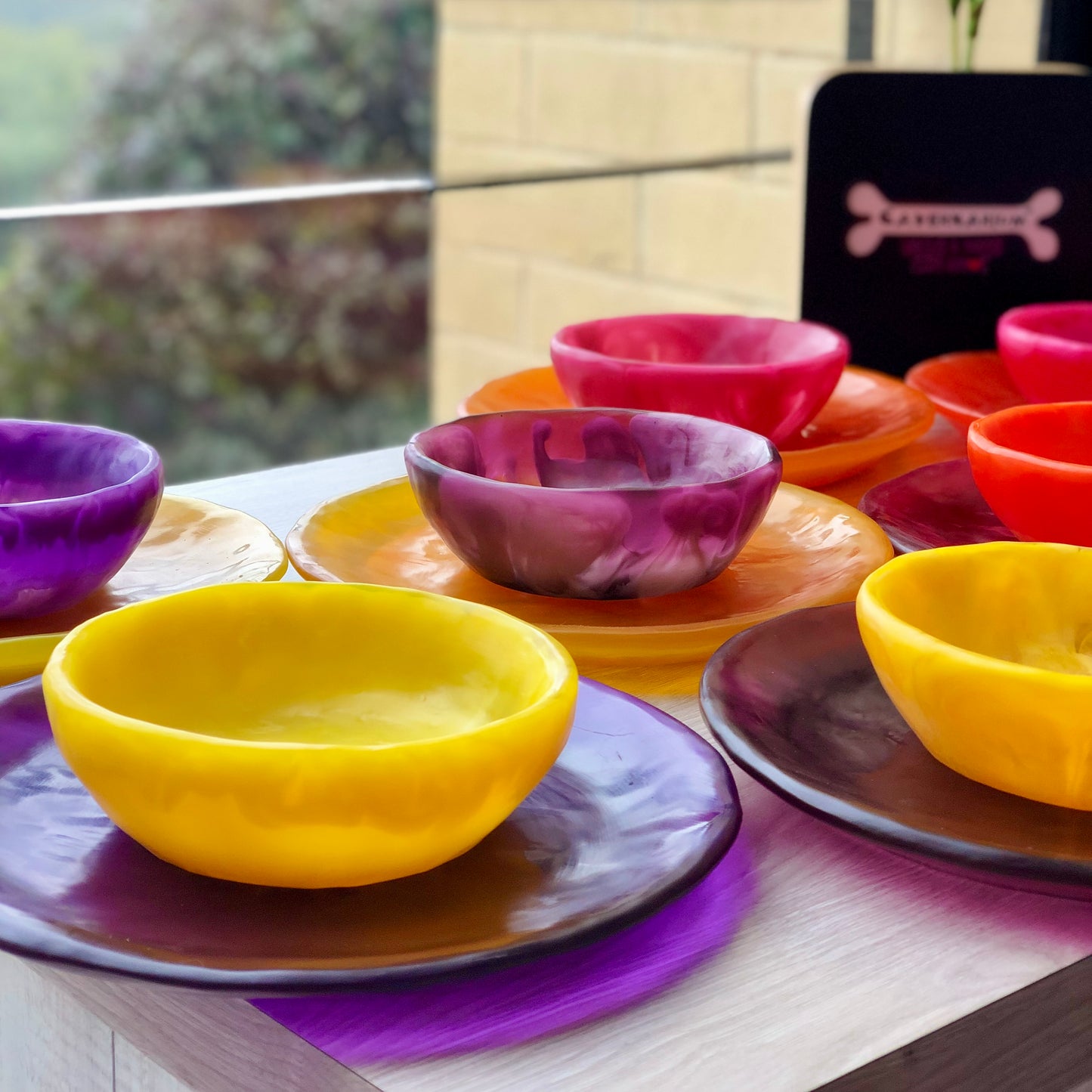 1 Puesto 🍽 VAJILLA REDONDA x 2 Piezas en Resina Especial