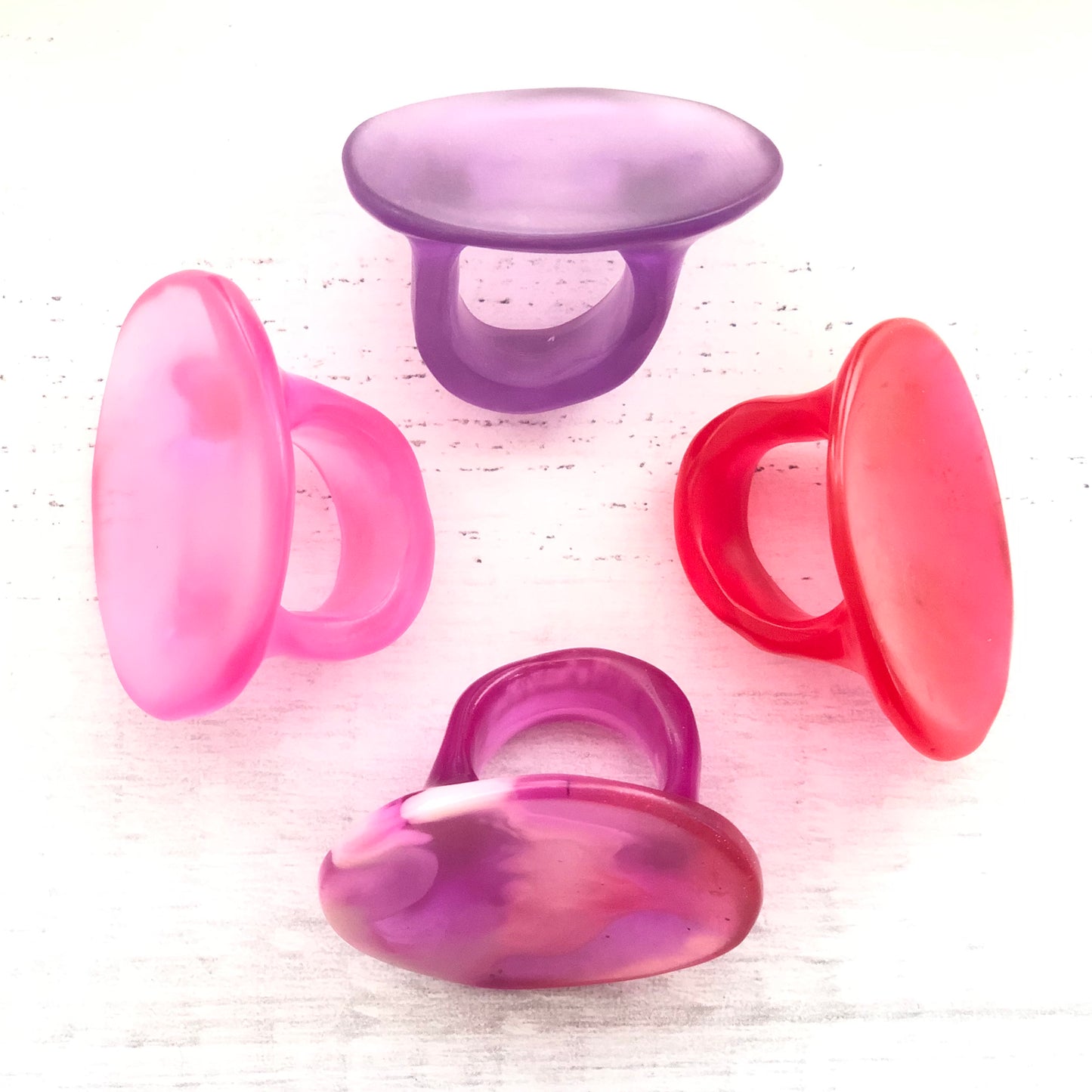 1 ANILLO Redondo 🌗 en Resina Especial