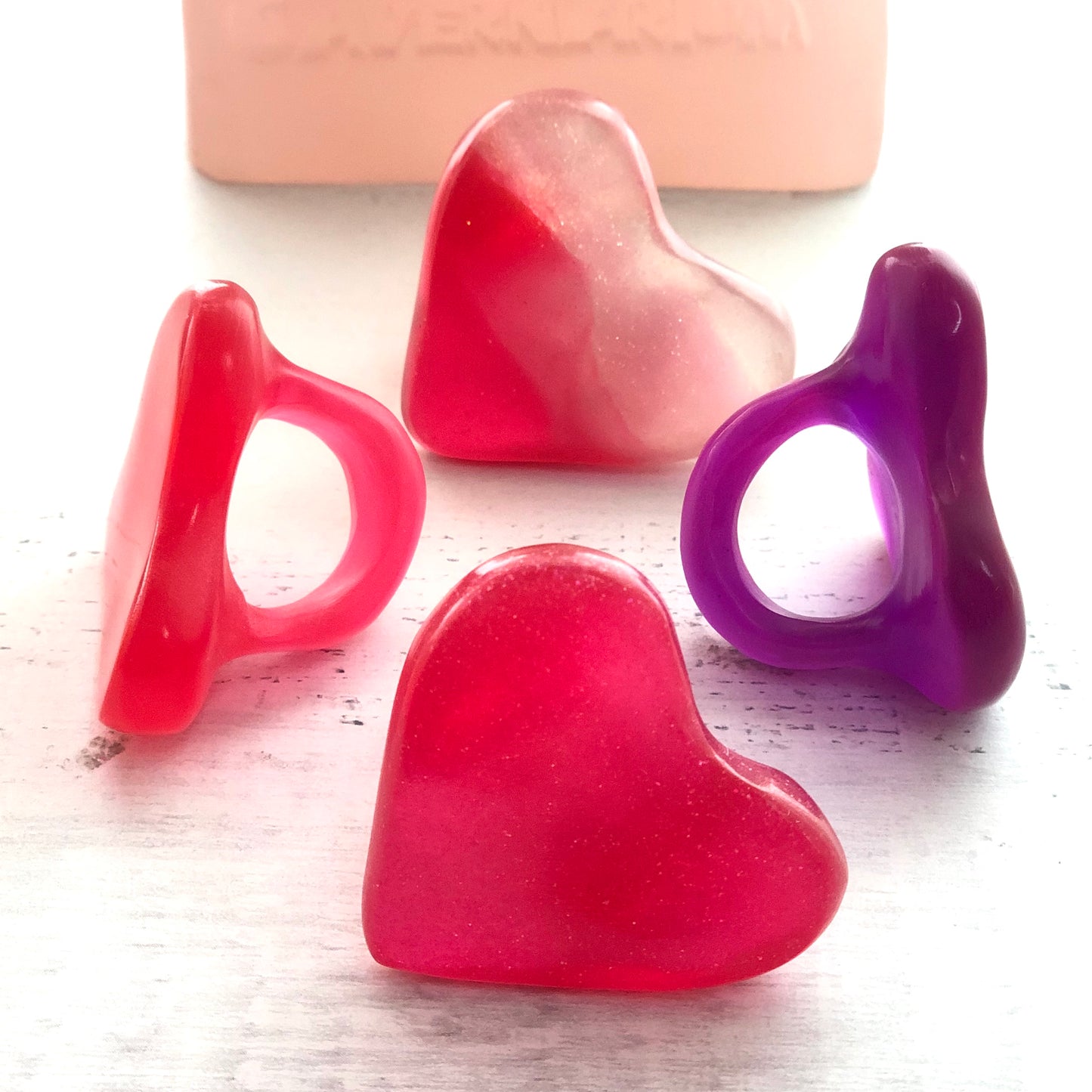 1 ANILLO Corazón ♥️ en Resina Especial