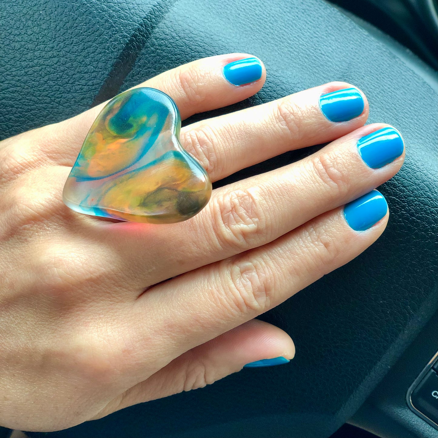 1 ANILLO Corazón ♥️ en Resina Especial