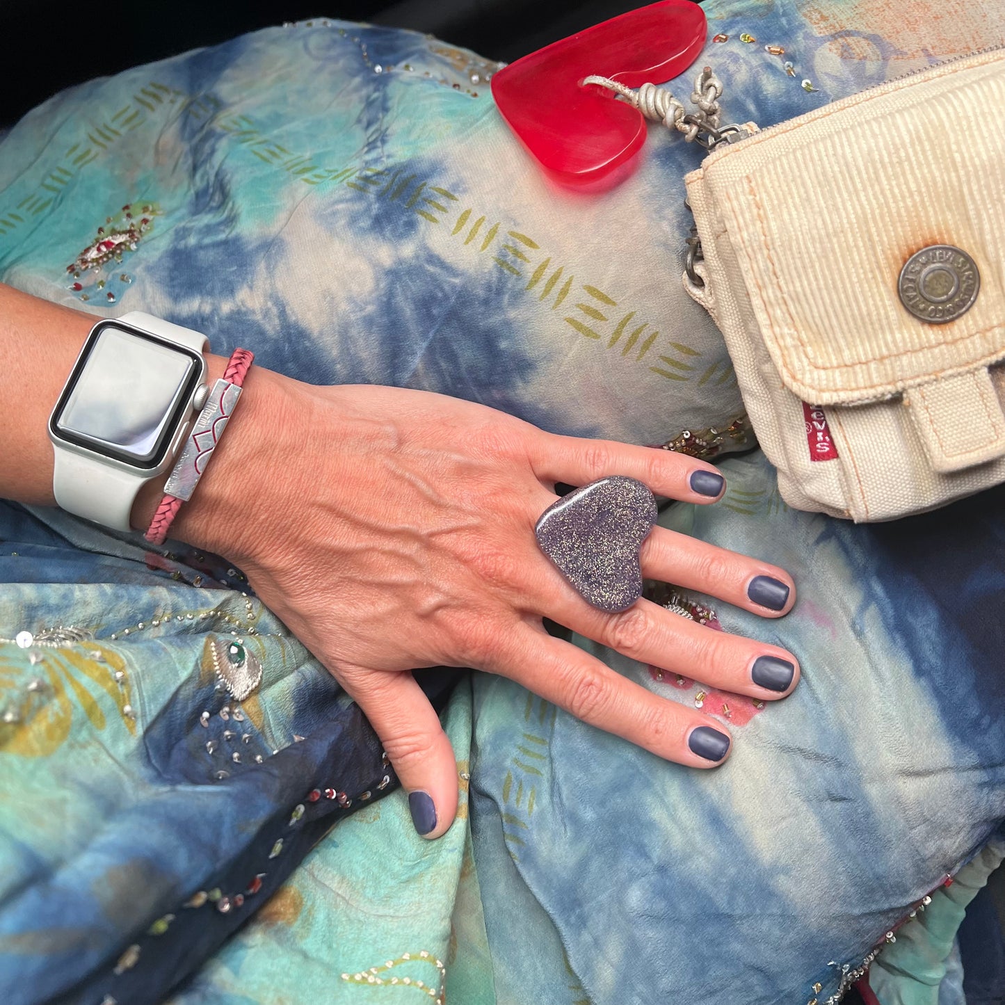 1 ANILLO Corazón ♥️ en Resina Especial