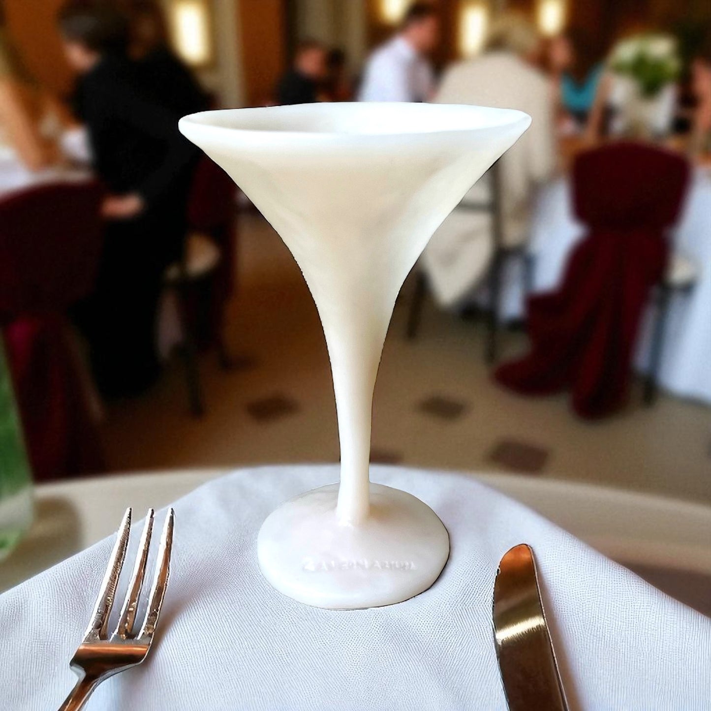 1 COPA Martini 🍸 en Resina Especial 275 ml.