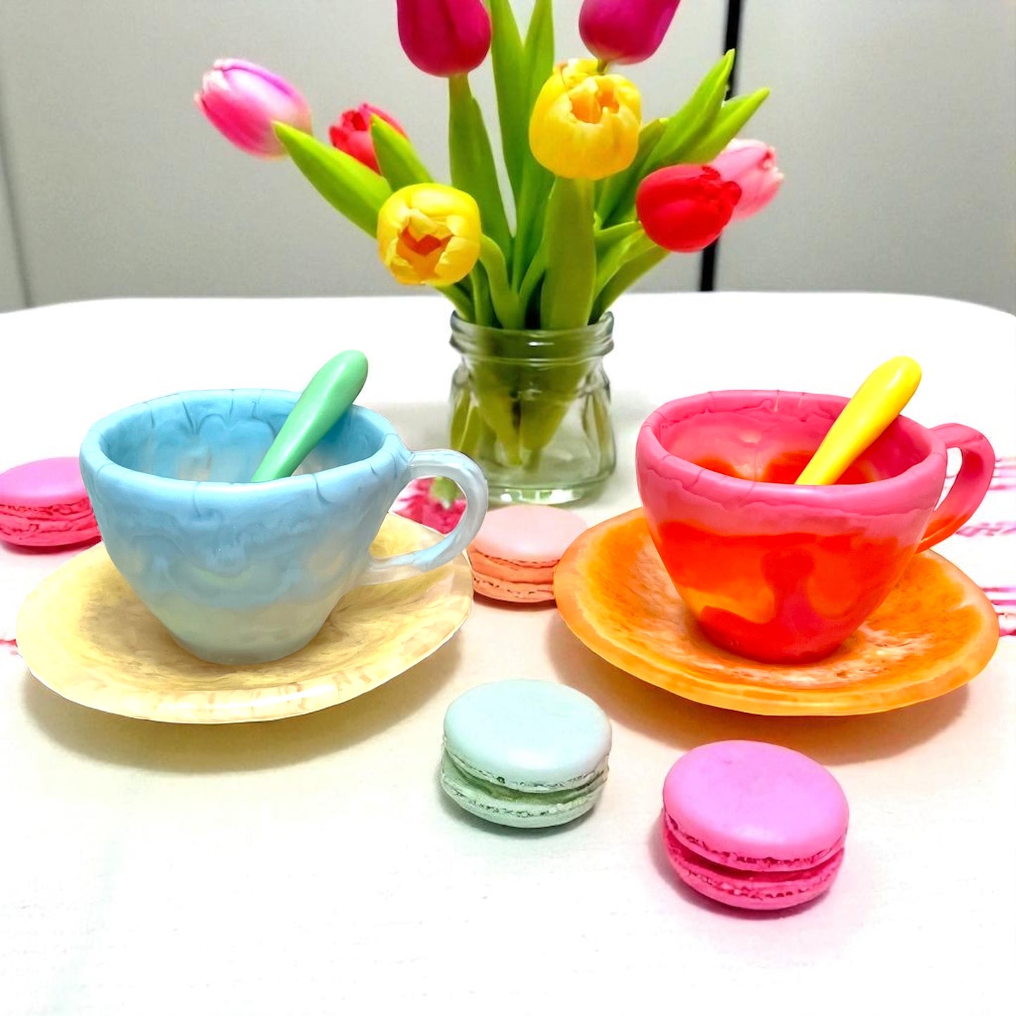 1 POCILLO Grande ☕️ 1 Plato Pequeño + 1 cuchara en Resina Especial 375 ml