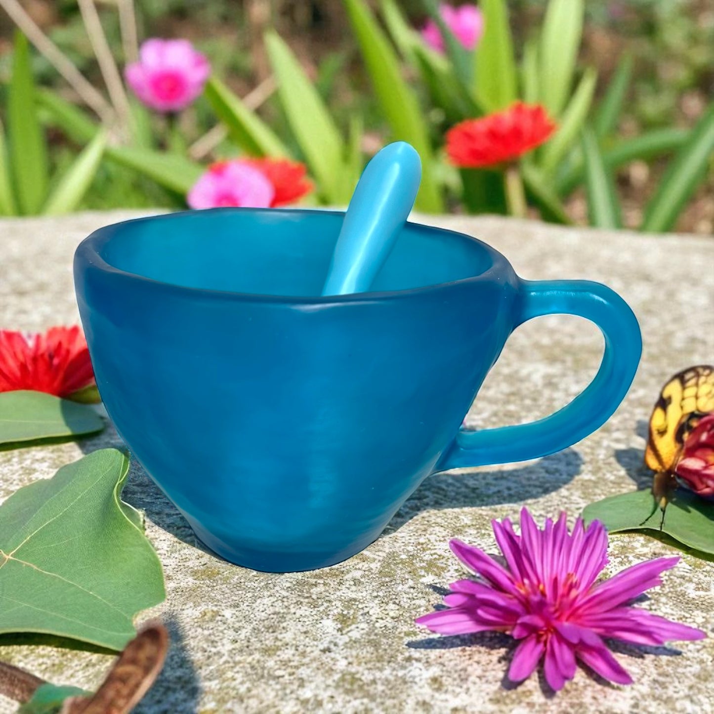 1 POCILLO Grande ☕️ 1 Cuchara en Resina Especial de 375 ml.